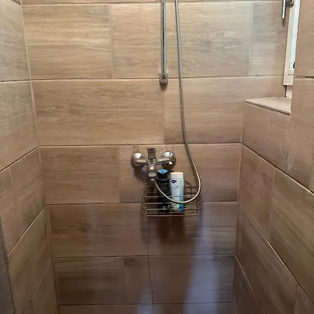 Apartment Barbra - Robinson Life